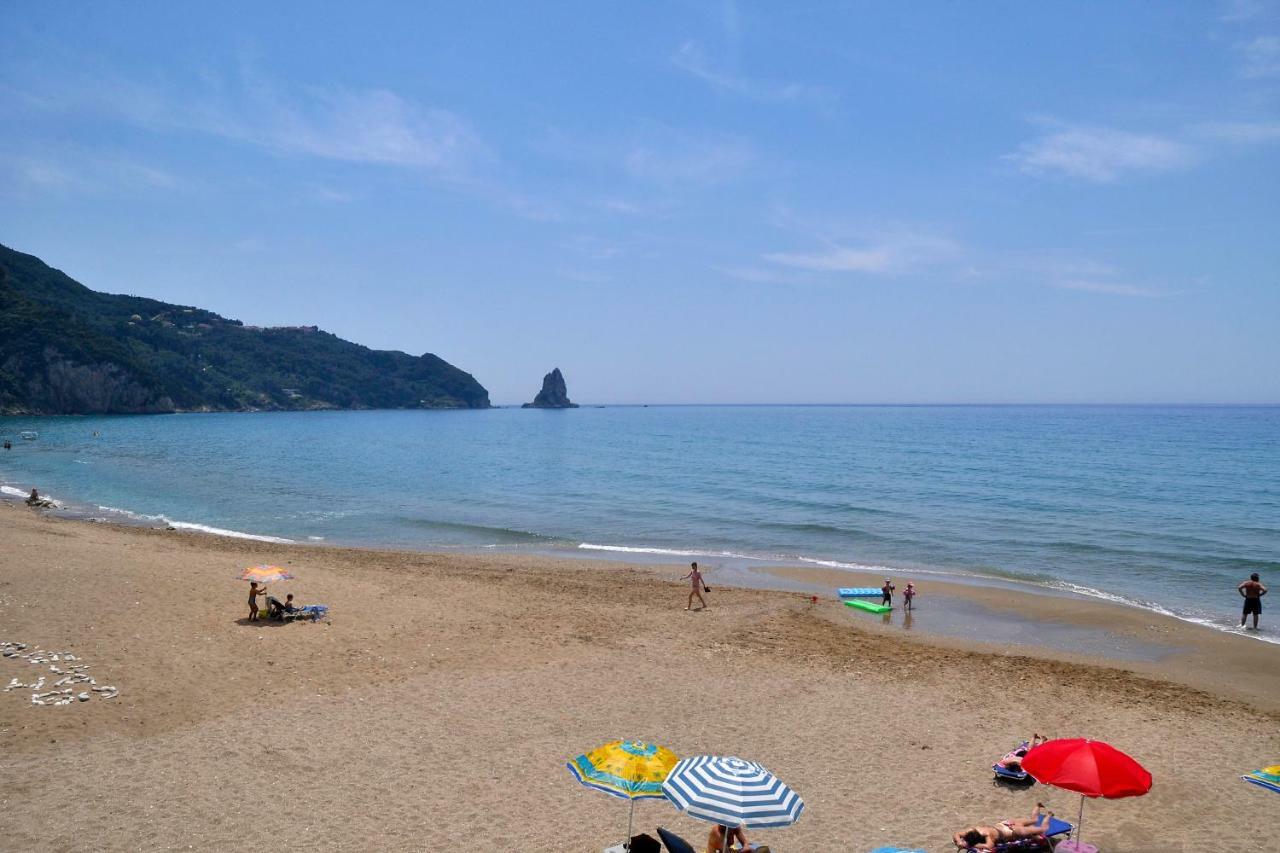 Holiday Studio Apartments Yannis On Agios Gordios Beach In Corfu Zewnętrze zdjęcie